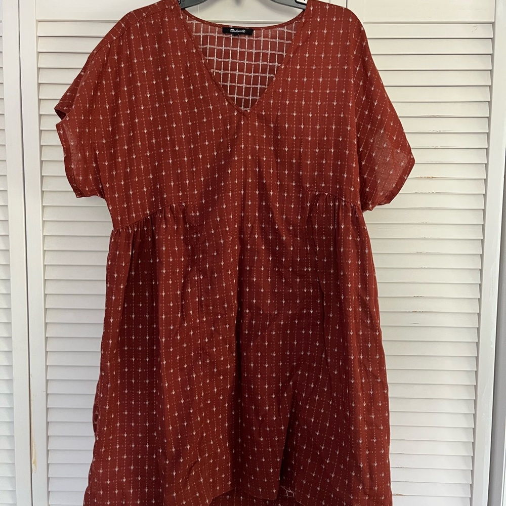Madewell Rust Red Short Sleeve V-Neck Tunic with Dot Grid